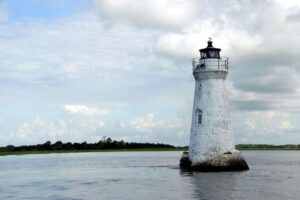 Savannah, Georgia Travel Guide: Historic Sights and Best Time to Go